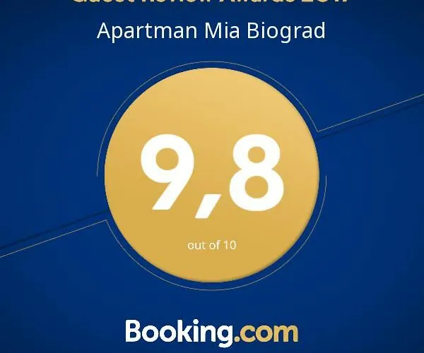 Mia Biograd *
